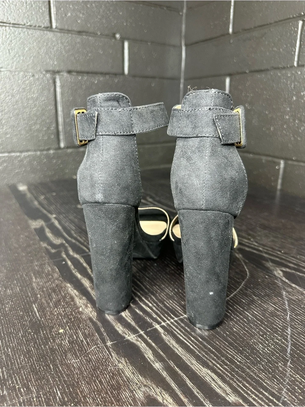 Dream Pairs brand - Black Platform Ankle-Strap High Heels Women’s size 6